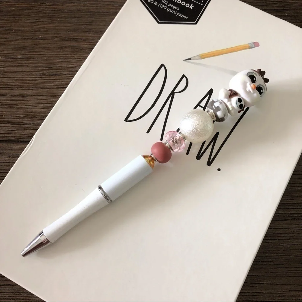 Disney Doorables: Frozen: Olaf with Snowgie handmade beaded pen